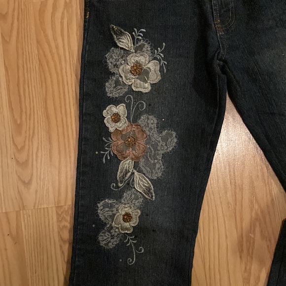 NWOT Junior Dark Blue Jeans w/Flowers & Sequins sz 9/10 by Pristine USA - Picture 3 of 11